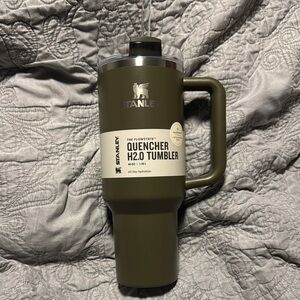 Stanley Pete Moss Quencher H2.0 Tumbler